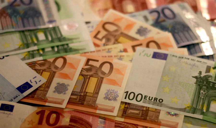 money_900px.jpg